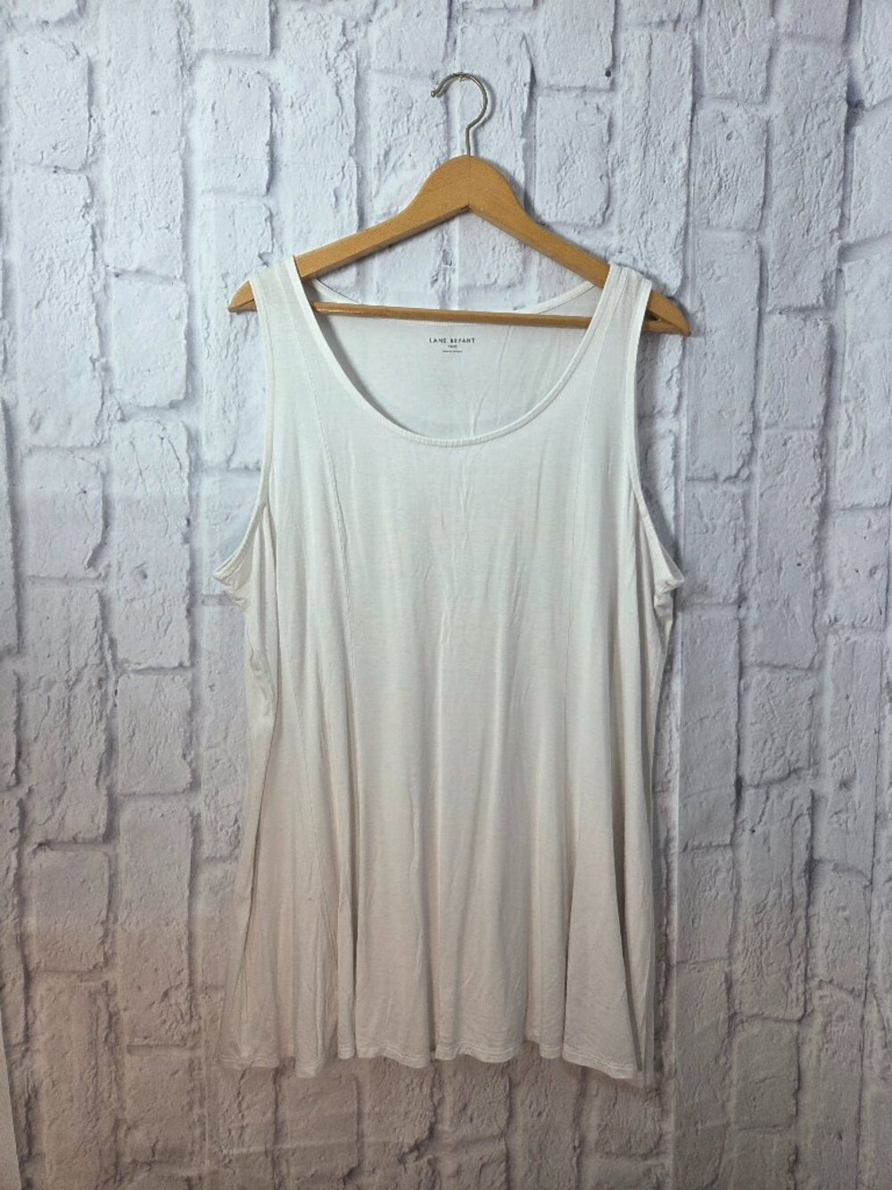Lane Bryant 18/20 White Scoop Neck Flowy Wing Tank Top (FLAW)